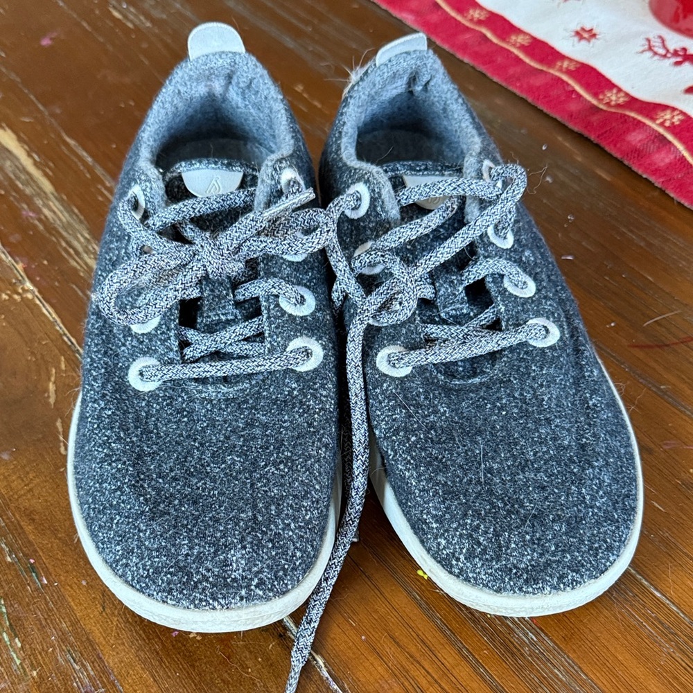 Allbirds Charcoal women’s sneakers